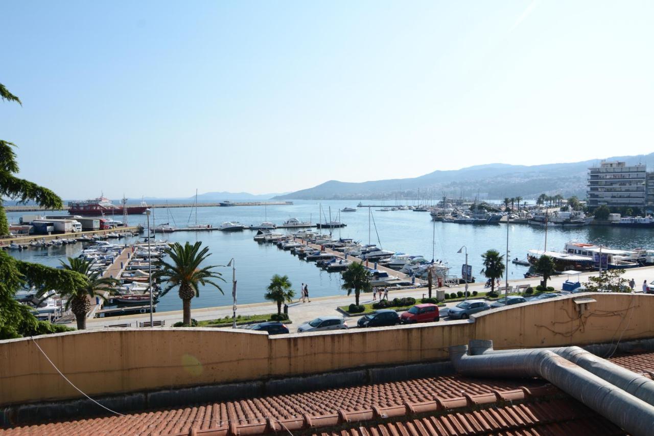 Kavala Marina View Studio Екстер'єр фото
